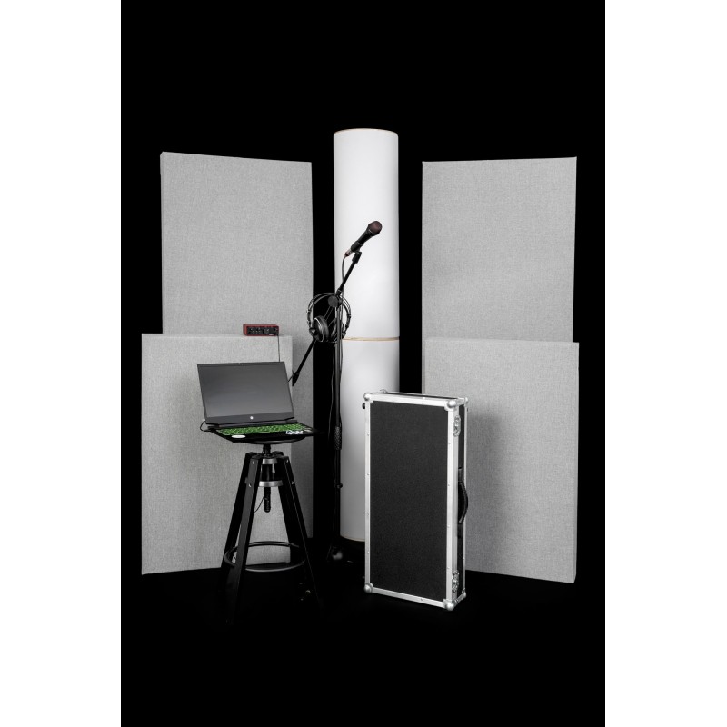 STUDIO W WALIZCE – RAW ROOM