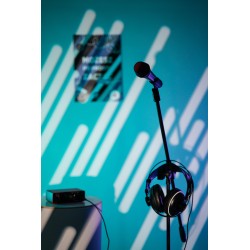 STUDIO W WALIZCE – RAW ROOM